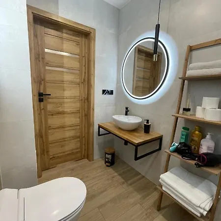 Kobiela Debowe Tarasy Apartment *