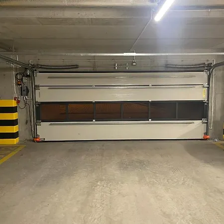 Kobiela Debowe Tarasy Apartamento *