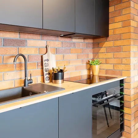 Kobiela Debowe Tarasy Apartamento *