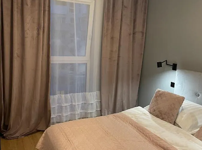 Kobiela Debowe Tarasy *