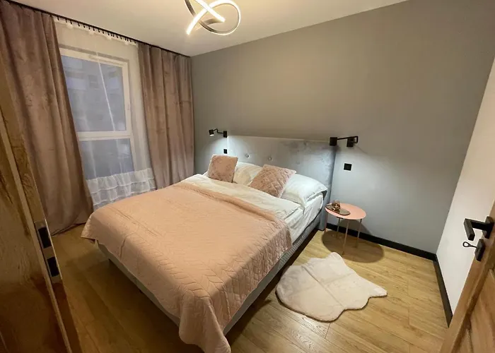 Kobiela Debowe Tarasy Katowice